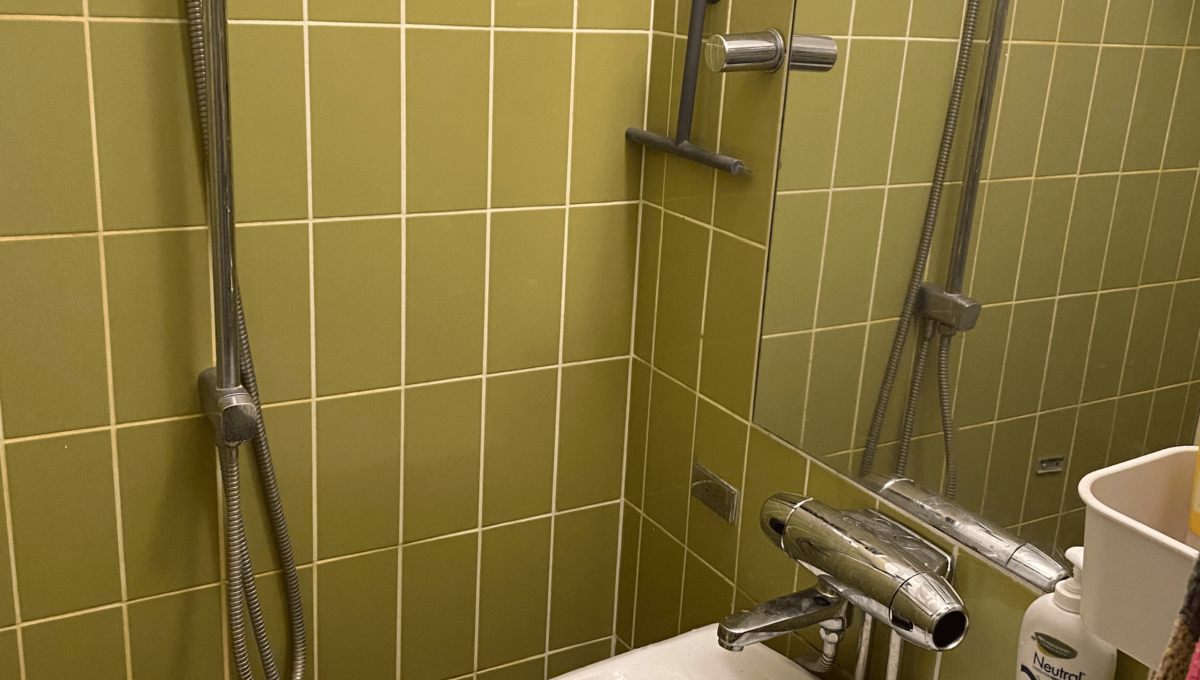 Toilet 2-min